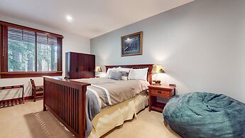 Timbers 5 Large Luxury Home with Two Master Suites, Perfect for Famili