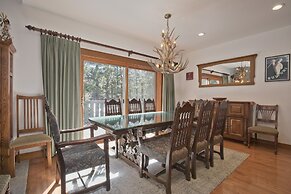 Timbers 5 Large Luxury Home with Two Master Suites, Perfect for Famili