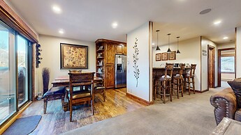 Snowcreek II 269 Pet-Friendly, Remodeled, On the Snowcreek Meadow by R