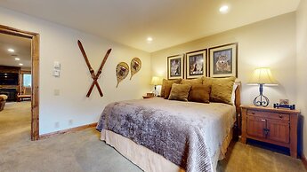 Snowcreek II 269 Pet-Friendly, Remodeled, On the Snowcreek Meadow by R