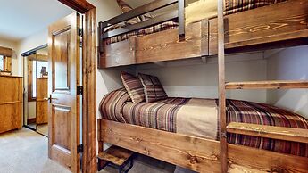 Snowcreek II 269 Pet-Friendly, Remodeled, On the Snowcreek Meadow by R