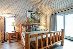 Snowcreek #21 4 Bedroom Townhouse