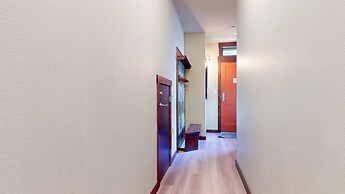 Solstice #10 2 Bedroom Condo