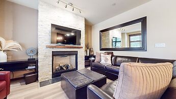 Solstice #10 2 Bedroom Condo