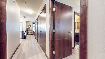 Solstice #10 2 Bedroom Condo