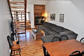 Fox Pine Lodge 4 Bed 4 Bath Condo