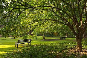 Rivertrees Country Inn