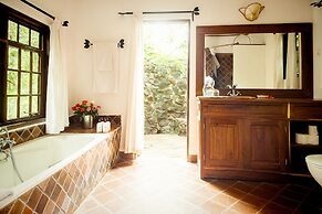 Rivertrees Country Inn