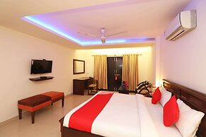 OYO 11878 Hotel De DS Plaza