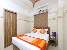 OYO 11437 GMT Centre
