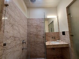 Hotel Green Castle (Heritage Hotel)