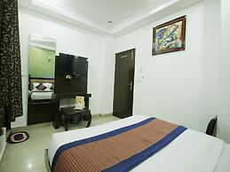 OYO 6408 Hotel Delhi Heart