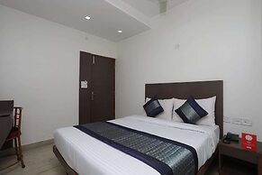 OYO 12519 Hotel Sun Palace