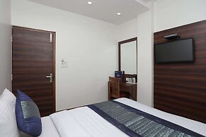 OYO 12519 Hotel Sun Palace