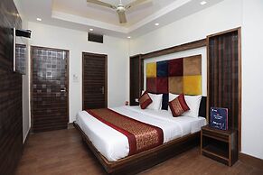 OYO 12519 Hotel Sun Palace