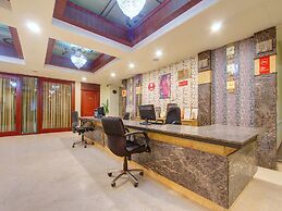 OYO 11376 Golden Park