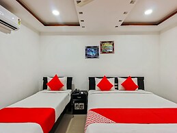 OYO 13062 Kamala Residency-Inn