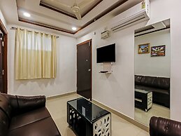 OYO 13062 Kamala Residency-Inn