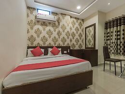 OYO 13114 SVS LUXURY ROOMS