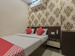 OYO 13114 SVS LUXURY ROOMS