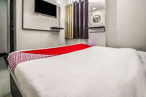 OYO 11840 Hotel Venus