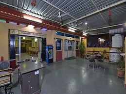 OYO 13096 Braj Haveli