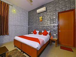 OYO 13096 Braj Haveli