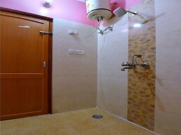 OYO 13096 Braj Haveli