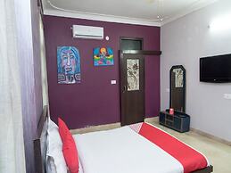 OYO 12830 Home Charming 3BHK Villa Airport Road