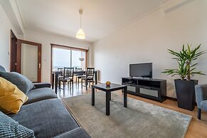 House and People - Artur Bivar