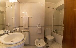 House and People - Artur Bivar