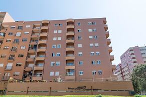 House and People - Artur Bivar