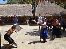 Bale Solah Lombok Holiday Resort