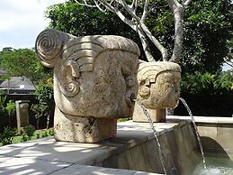 Bale Solah Lombok Holiday Resort