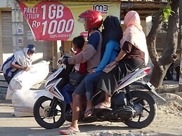 Bale Solah Lombok Holiday Resort