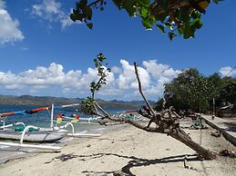 Bale Solah Lombok Holiday Resort