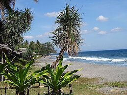 Bale Solah Lombok Holiday Resort