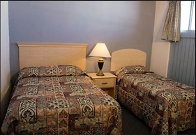 Acropolis Oceanfront Resort