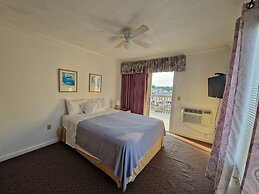 Sandcastle Beachfront Inn