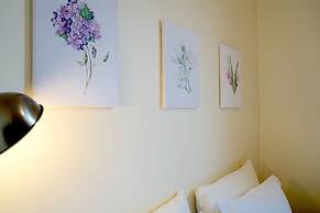 Creative Chicago Charm in Wicker Park