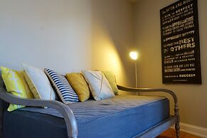 McCormick Business Traveler Delight w 2 Balconies