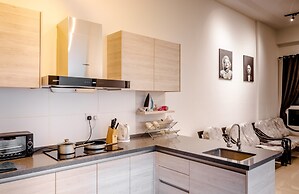 Queens Suite by D Imperio Homestay