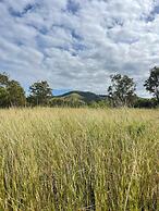 Poé Côté Lagon Beach Bungalows