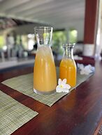 Poé Côté Lagon Beach Bungalows