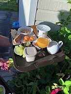 Poé Côté Lagon Beach Bungalows