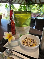 Poé Côté Lagon Beach Bungalows