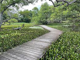 Poé Côté Lagon Beach Bungalows