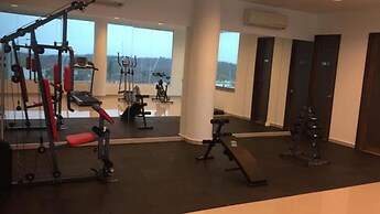 TIVOLI 3 BEDROOM APARTMENT, NEAR BUENAVISTA.