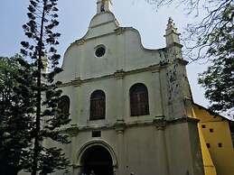 Daffodils Spice Court