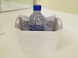 Daffodils Spice Court